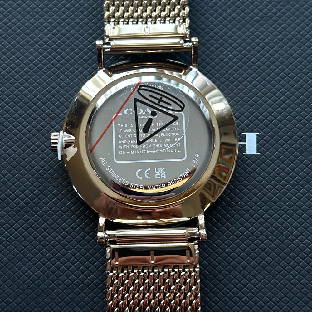 Coach Perry Watch With 36mm BurgundyRed Face With dinosaur & Golden MeshBracelet - Picture 3 of 6